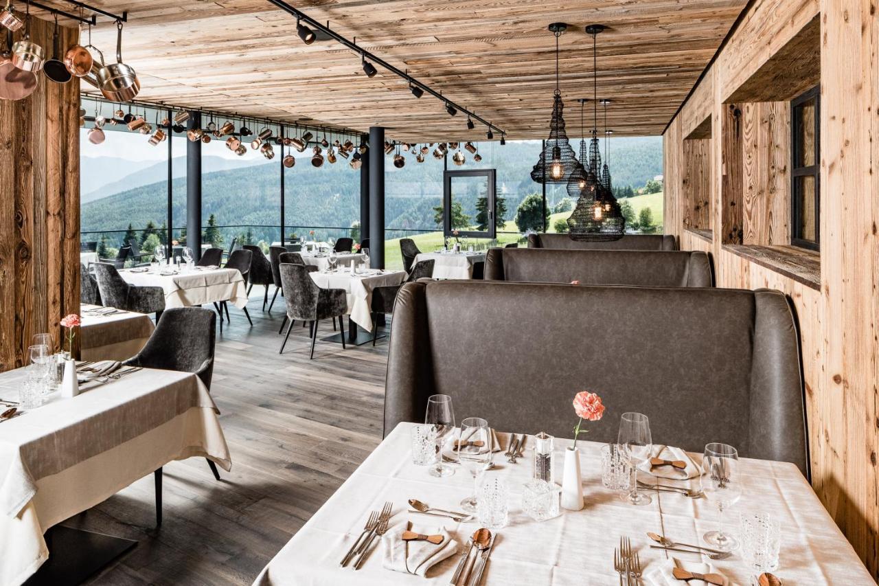 Sonnenberg Panorama Dolomites Wellbeing Hotel Maranza Buitenkant foto